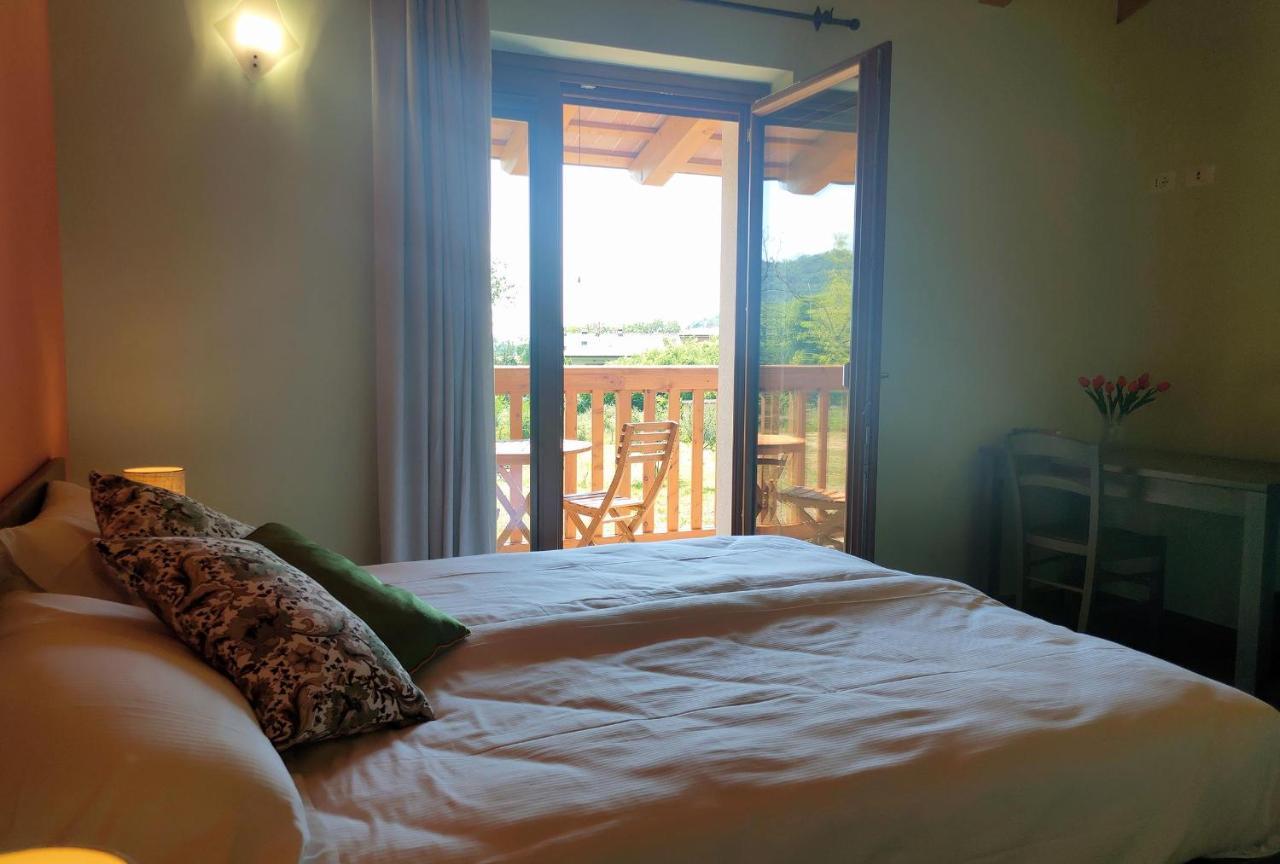 Bed and Breakfast Le Acacie Torreano Esterno foto